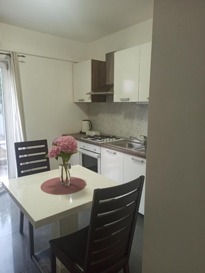 Apartment Bila Шибеник Екстер'єр фото