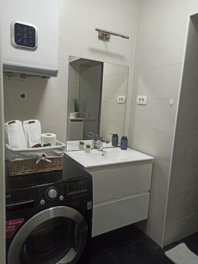 Apartment Bila Шибеник Екстер'єр фото